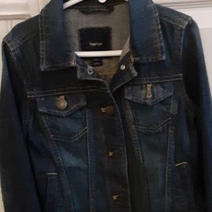 Gapkid's jean jacket.
